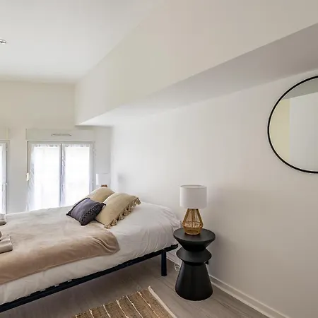 Le Solstice ~ Centre-ville ~ Arrivee Autonome Apartment