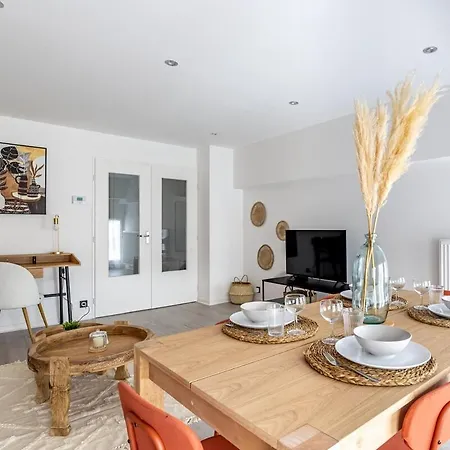 Apartment Le Solstice ~ Centre-ville ~ Arrivee Autonome Annonay